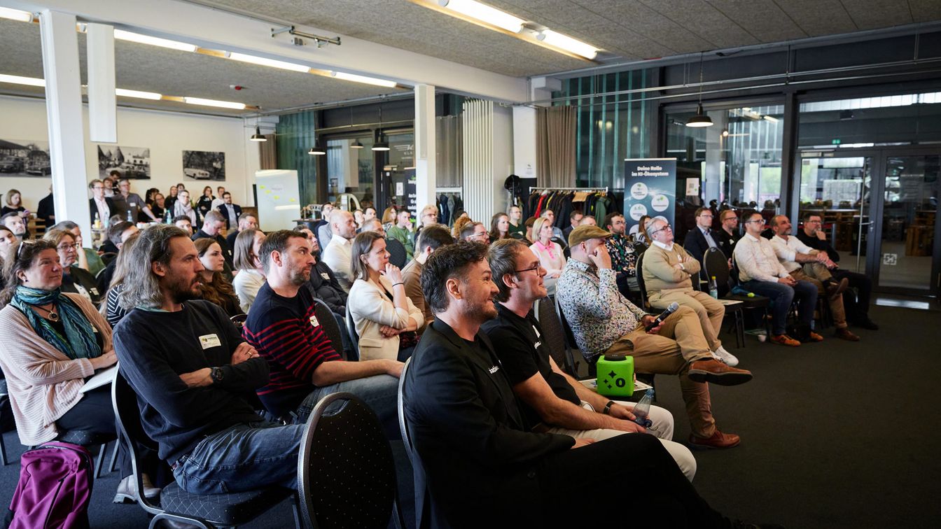 Zuhörer:innen beim 1. Bundesland KI-Summit